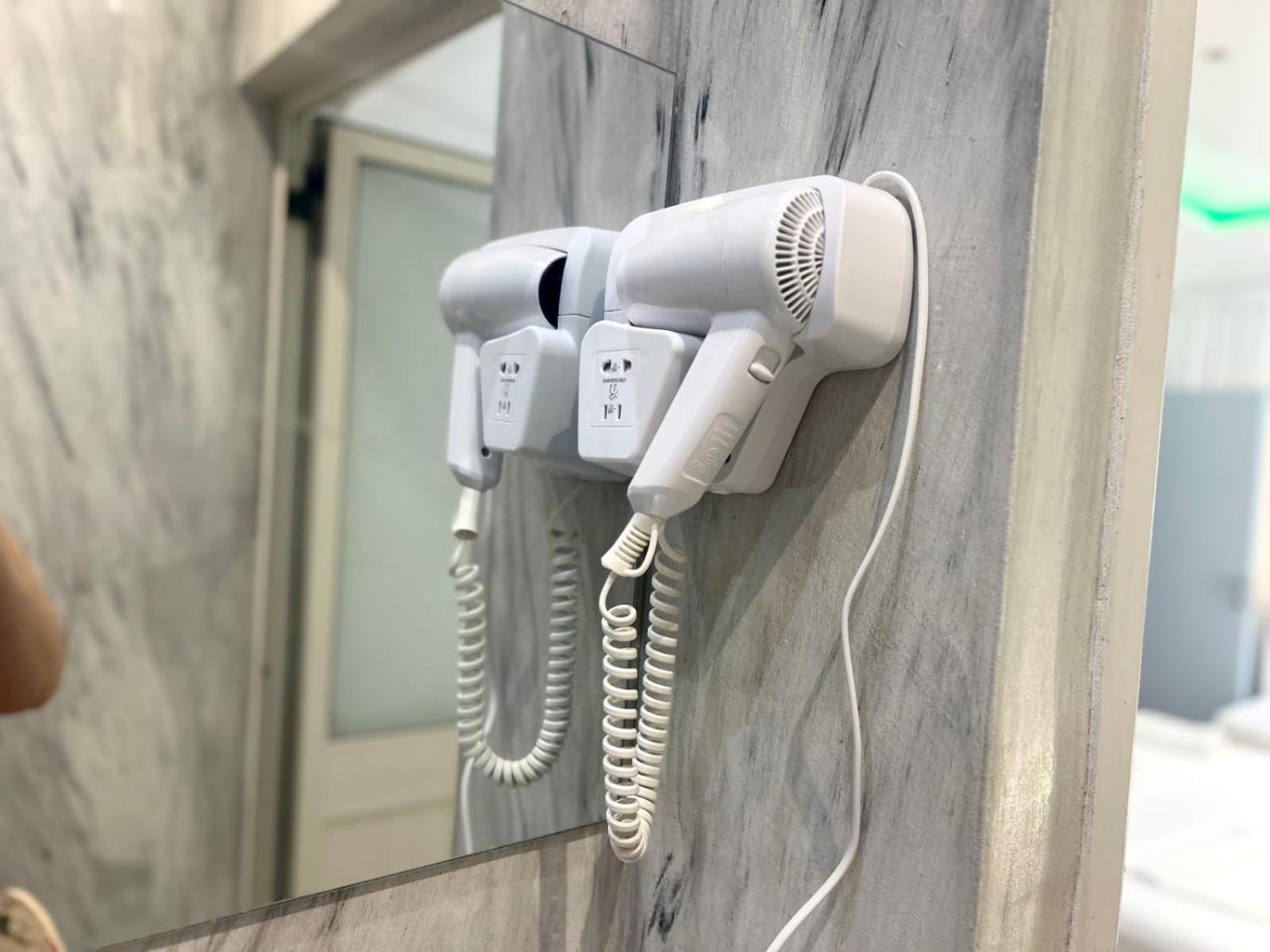 Tirana Square Hotel Szoba fotó