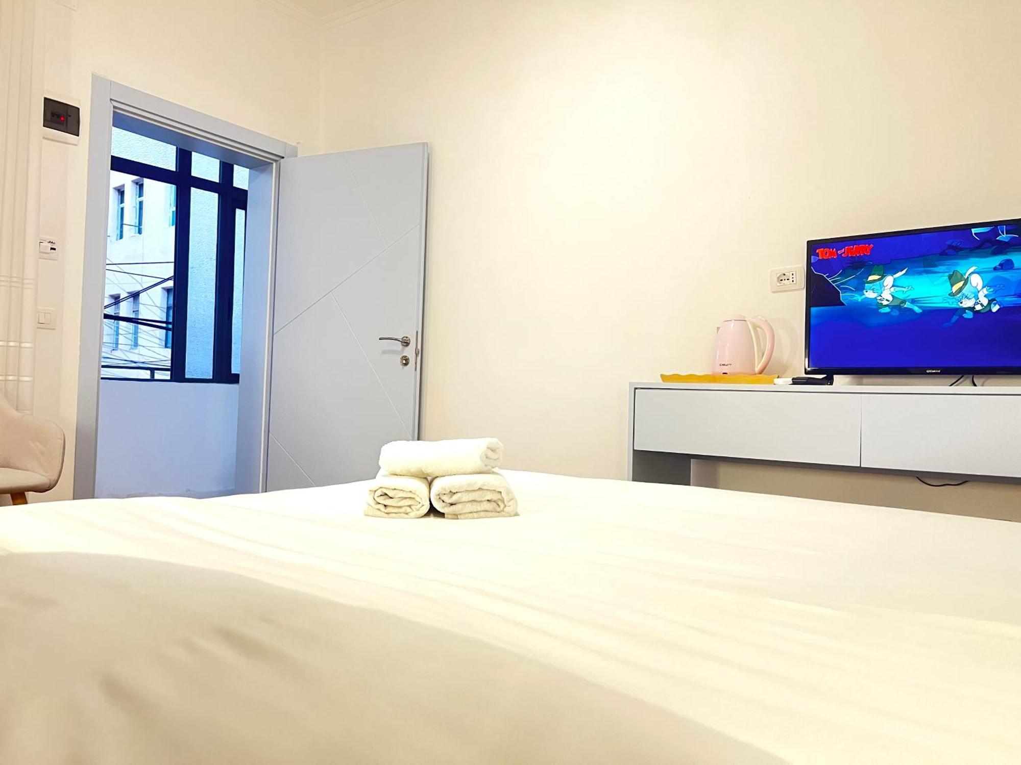 Tirana Square Hotel Kültér fotó